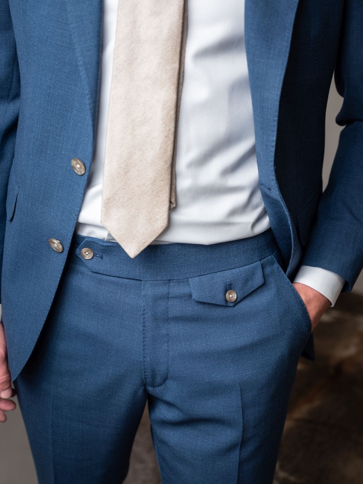 Details teal tie