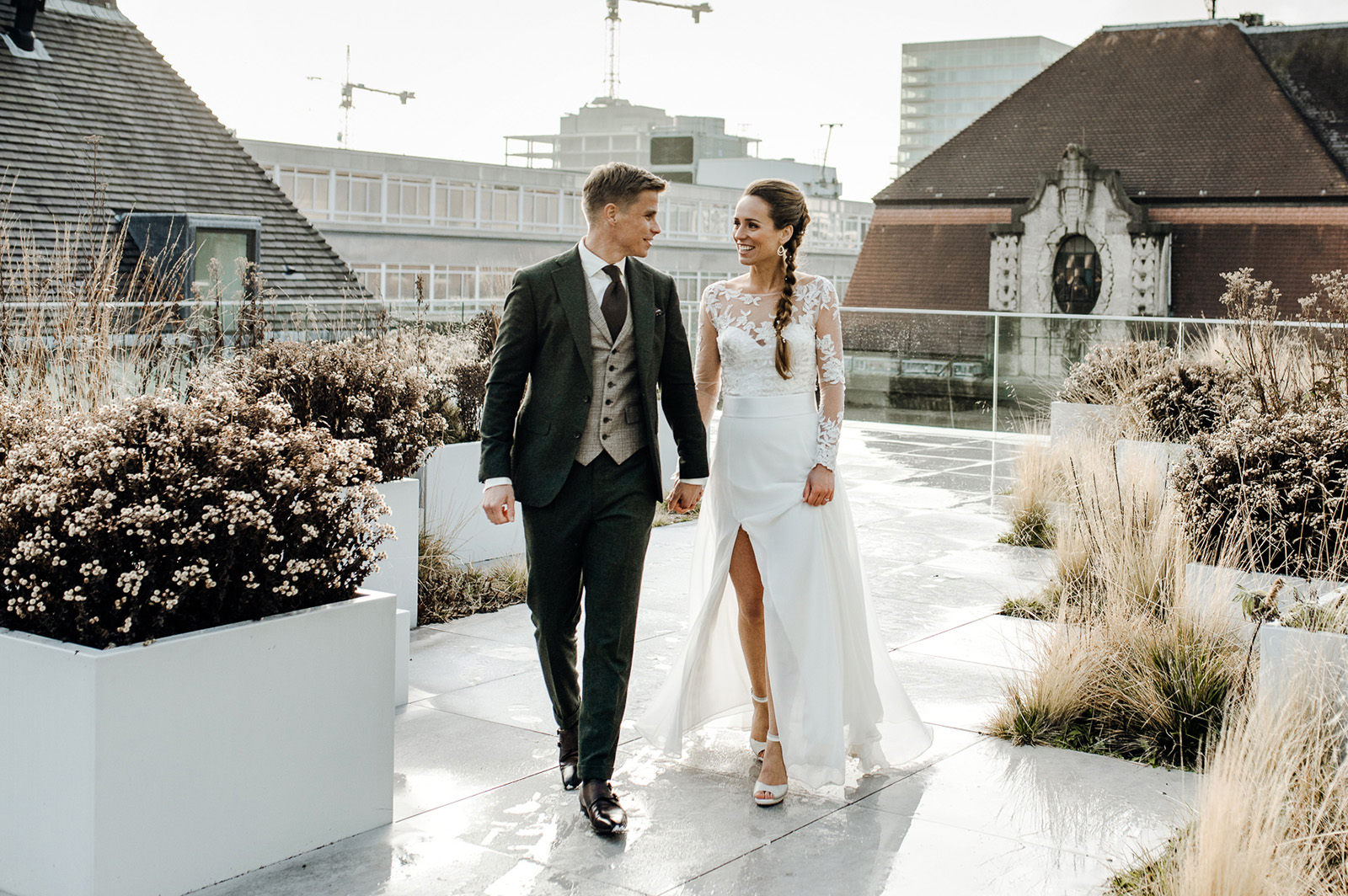 groen kostuum bruiloft | Michael & Giso