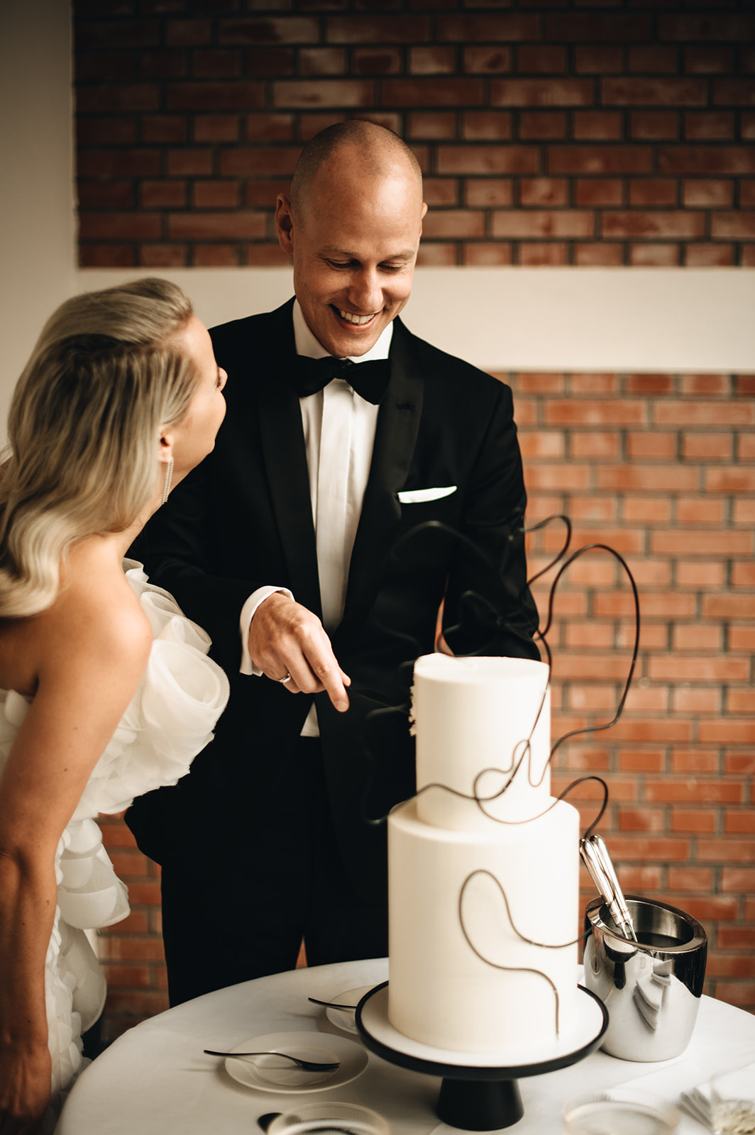 wedding cake bruiloft smoking | Michael & Giso